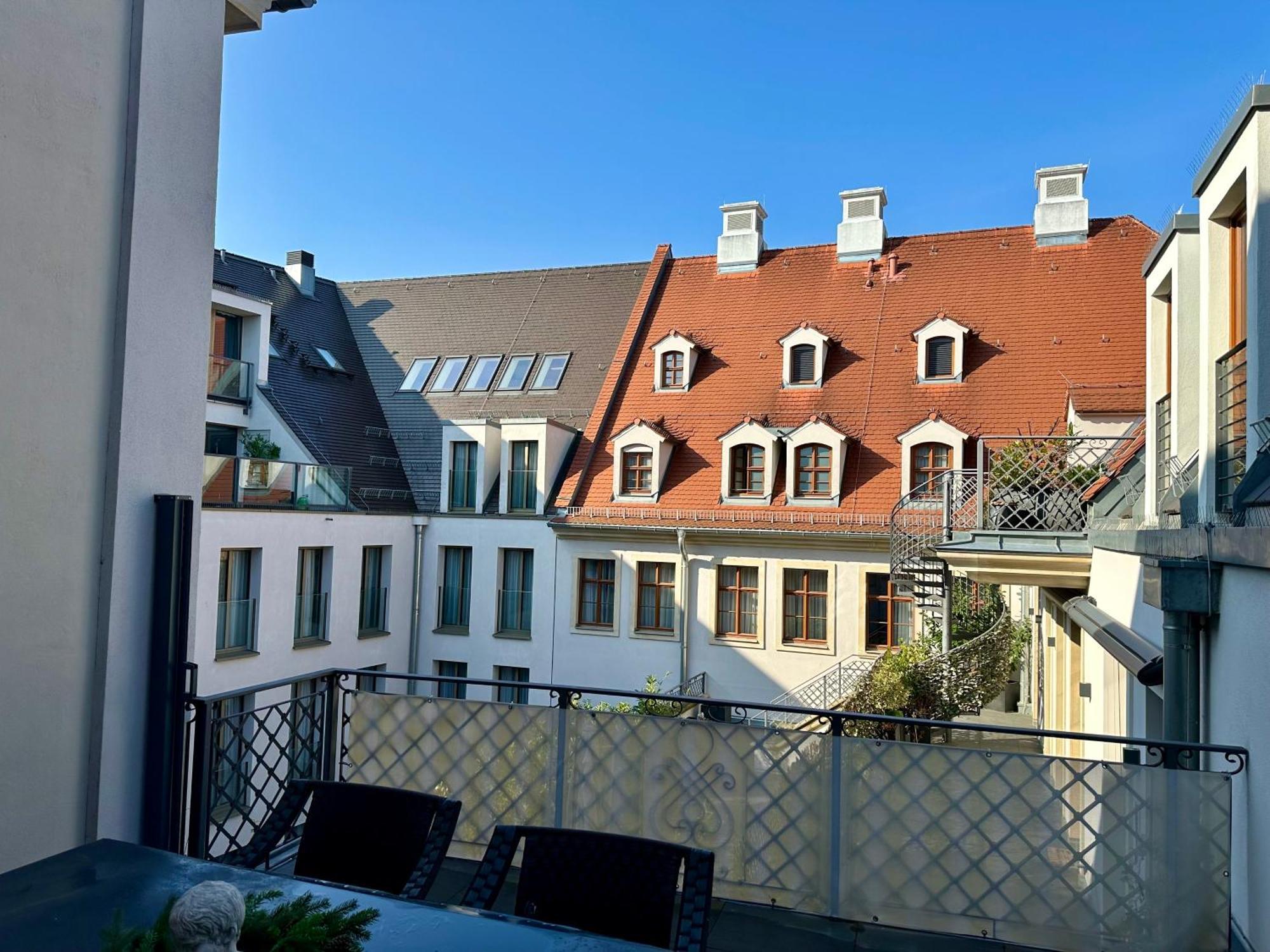 Luxus Suite Mit Einmaligem Blick Auf Die Frauenkirche دريسدن المظهر الخارجي الصورة