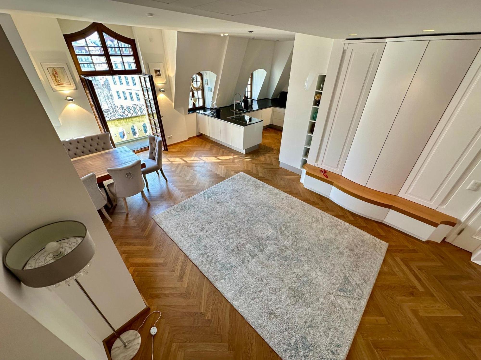 Luxus Suite Mit Einmaligem Blick Auf Die Frauenkirche دريسدن المظهر الخارجي الصورة